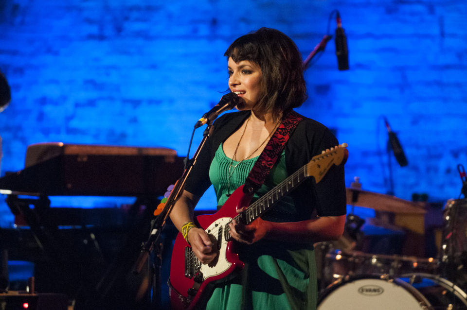 Norah Jones Performs CareerSpanning Set In Brooklyn Live from the
